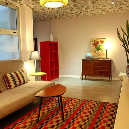 Flatguest - Stylish Apartment *